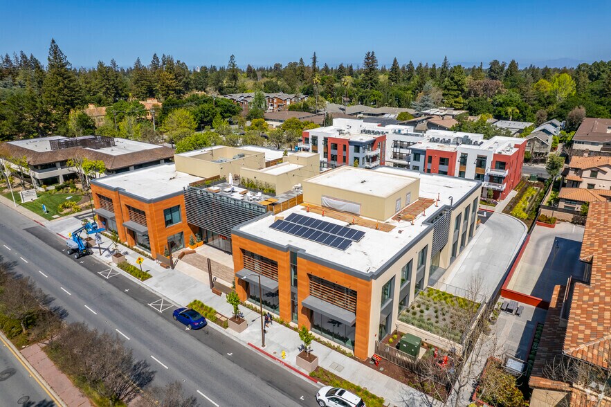 More Photos Of 1540 El Camino Real, Menlo Park Office For Sale