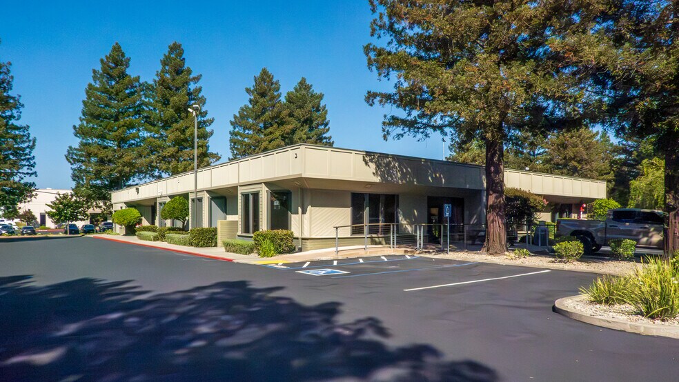 More Photos Of 1700 Soscol Ave, Napa Unknown For Lease