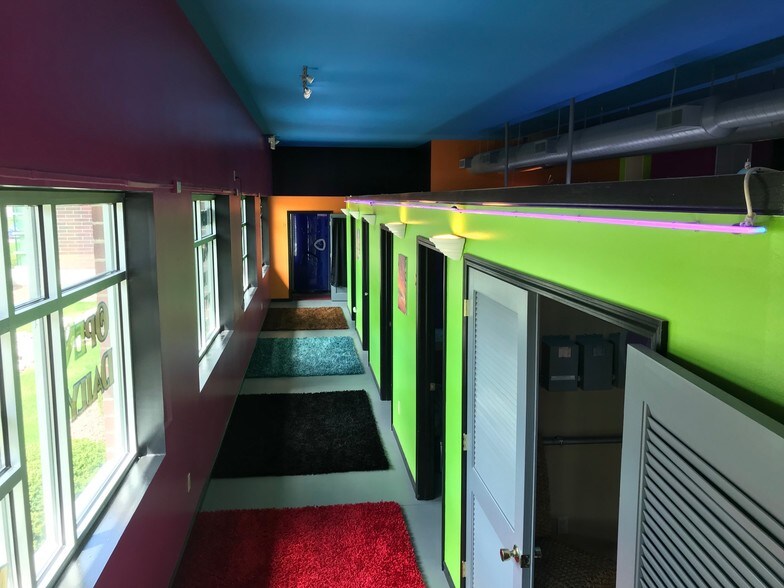 More Photos Of 144 E Summit Ave, Wales Medical For Sale