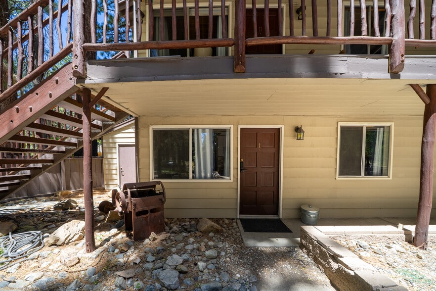 More Photos Of 42268 Moonridge Rd, Big Bear Lake Hotel For Sale