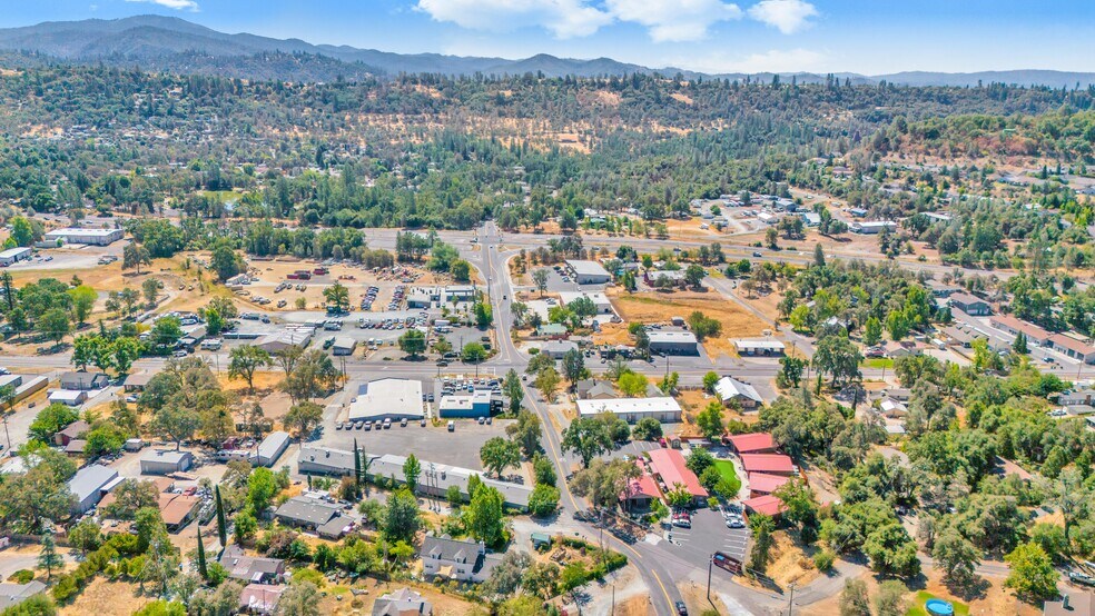 More Photos Of 20736 Longeway Rd, Sonora General Retail For Lease