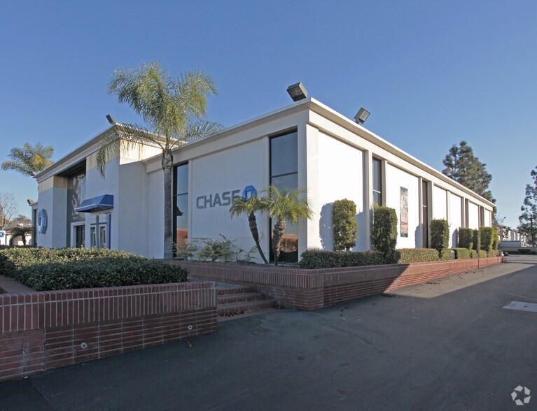 Primary Photo Of 11922 Brookhurst St, Garden Grove Bank For Sale