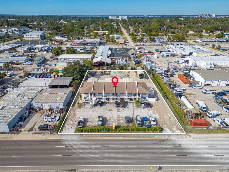 More Photos Of 2700 Evans Ave, Fort Myers Light Manufacturing For Sale