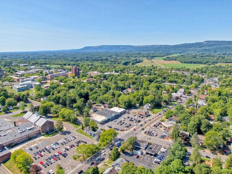 More Photos Of 185 Main St, New Paltz Auto Repair For Sale