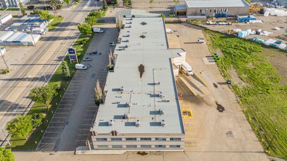 More Photos Of 12004-12040 149 St NW, Edmonton Distribution For Lease