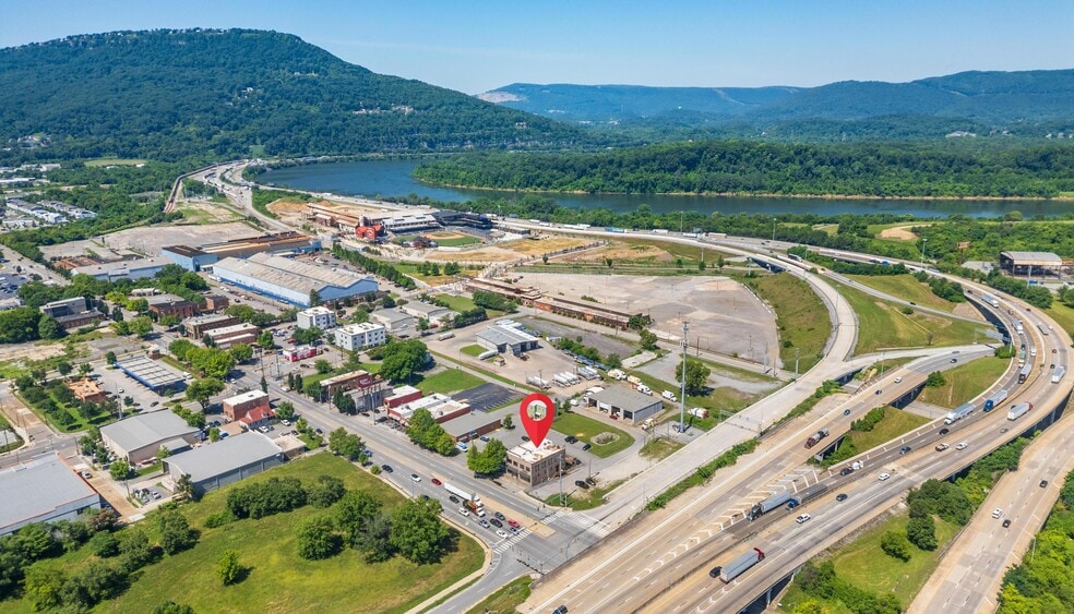 More Photos Of 2401 Broad Street, Chattanooga Office For Sale