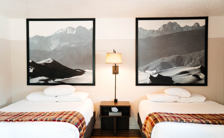 More Photos Of 525 W Rainbow Blvd, Salida Hotel For Sale