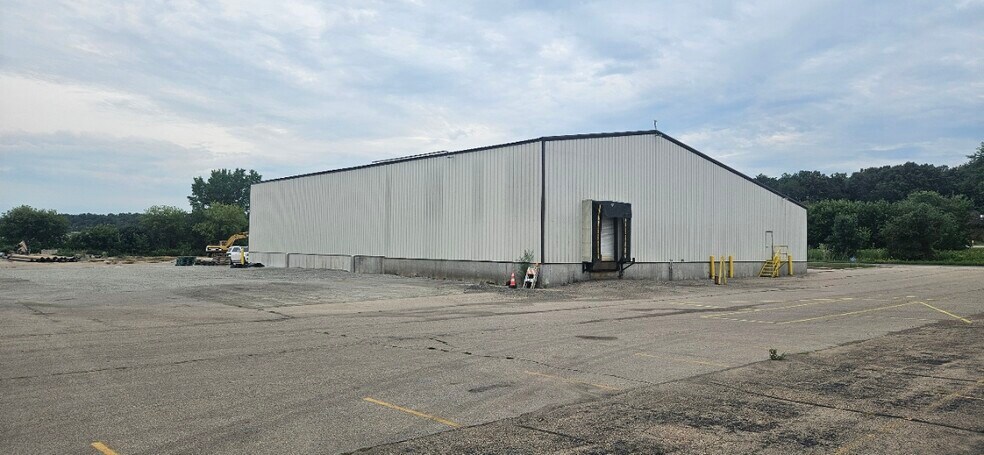 More Photos Of N7160 Raceway Rd, Beaver Dam Flex For Sale