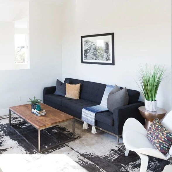 More Photos Of 3672 Percy St, Los Angeles Apartments For Sale