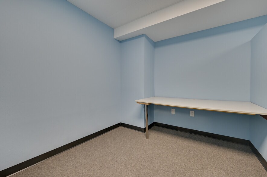 More Photos Of 5190 Arville St, Las Vegas Manufacturing For Sale