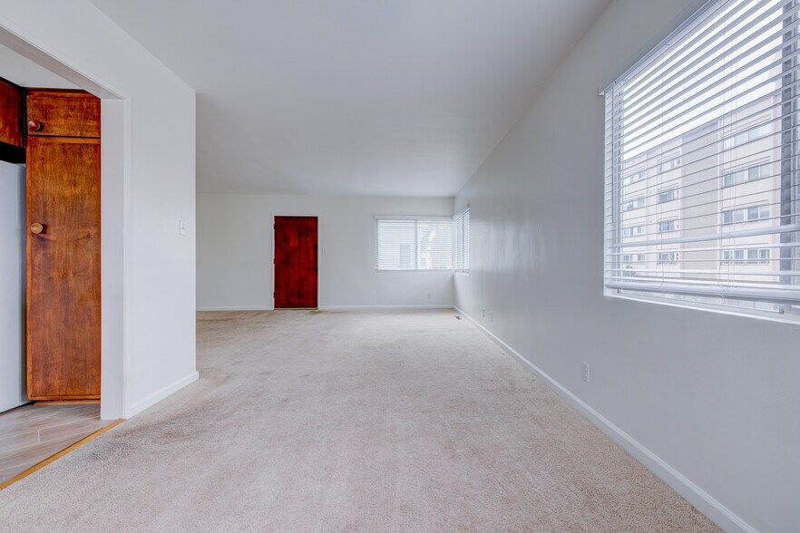 More Photos Of 1701 E Ocean Blvd, Long Beach Apartments For Sale