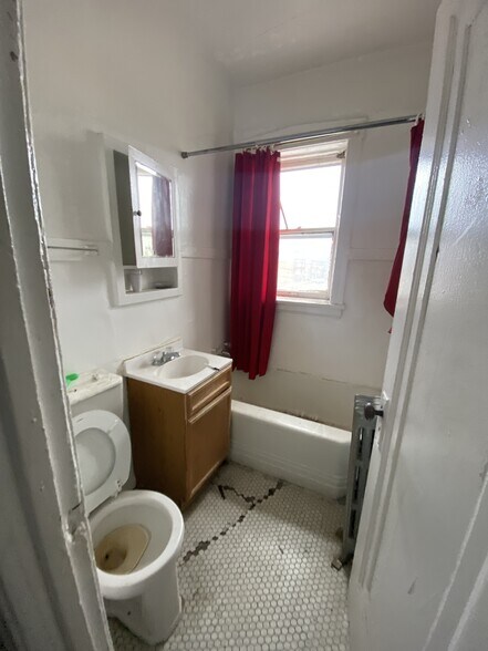 More Photos Of 4326 W 17th St, Chicago Apartments For Sale