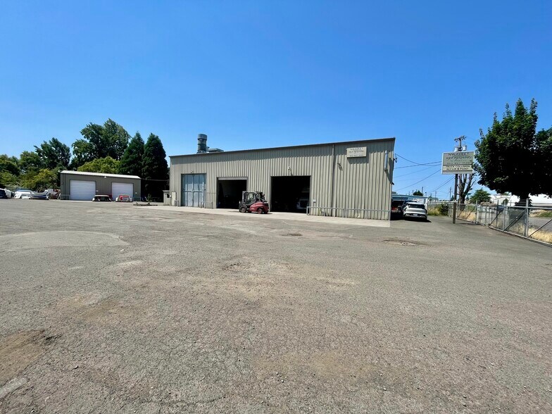 More Photos Of 9625 NE Vancouver Way, Portland Warehouse For Lease
