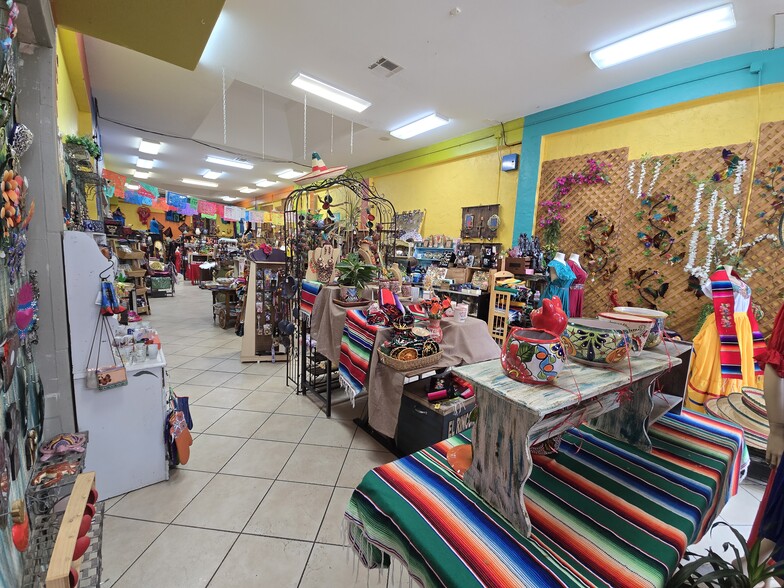 More Photos Of 7579-7581 Monterey St, Gilroy Storefront Retail Office For Sale