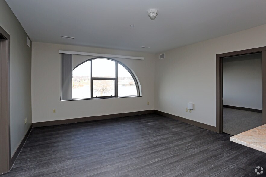 Photo of Grnd Floor Ste 101 - West Bulding