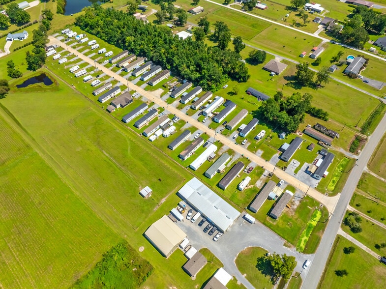 Primary Photo Of 346 Bayou Blue Bypass Ln, Gray Manufactured Housing Mobile Home Park For Sale