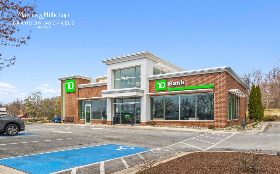 More Photos Of 4319 Collington Rd, Bowie Bank For Sale