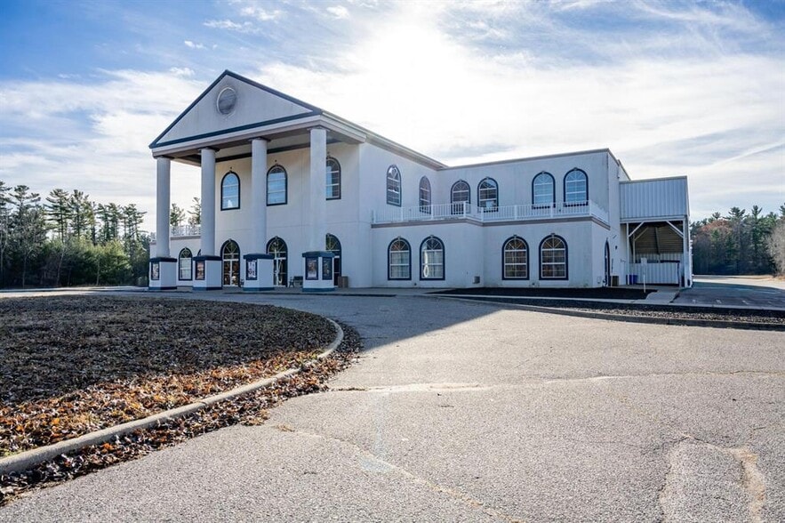 Primary Photo Of 430 Munroe Ave, Wisconsin Dells Theater Concert Hall For Sale