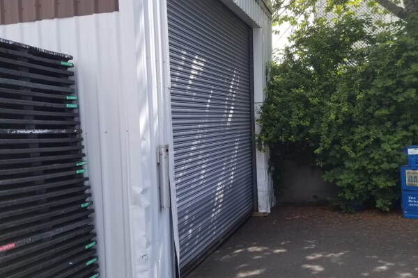 More Photos Of 949 Exchange St, Astoria Light Manufacturing For Sale