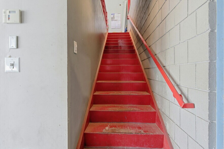 More Photos Of 47 Alley St, Lynn Industrial For Lease