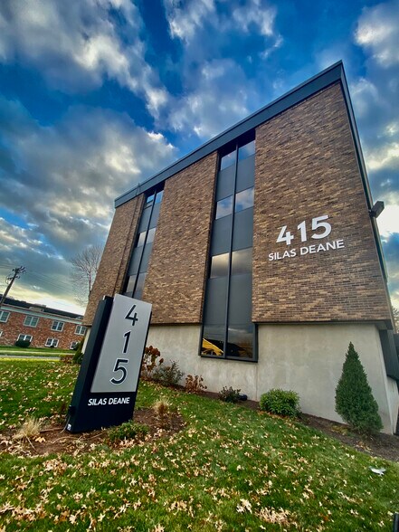 More Photos Of 415 Silas Deane Hwy, Wethersfield Office For Lease