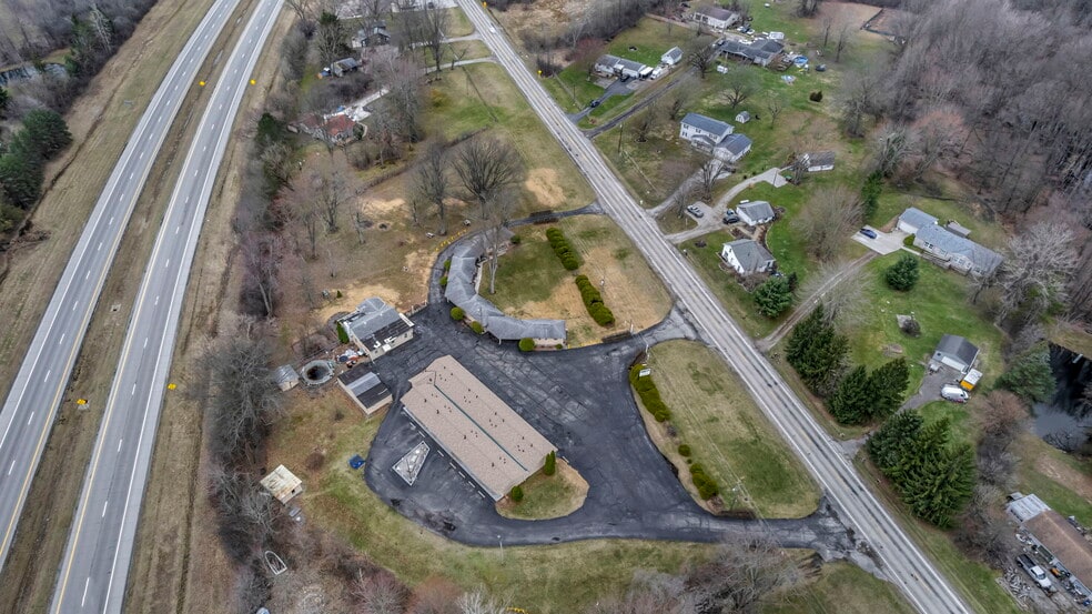 More Photos Of 44077 Oberlin Elyria Rd, Oberlin Hotel For Sale