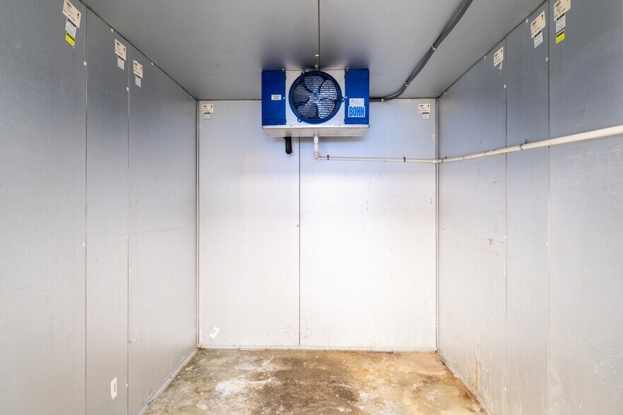 More Photos Of 6151 Trace Parkway Dr, Edwardsville Storefront For Lease