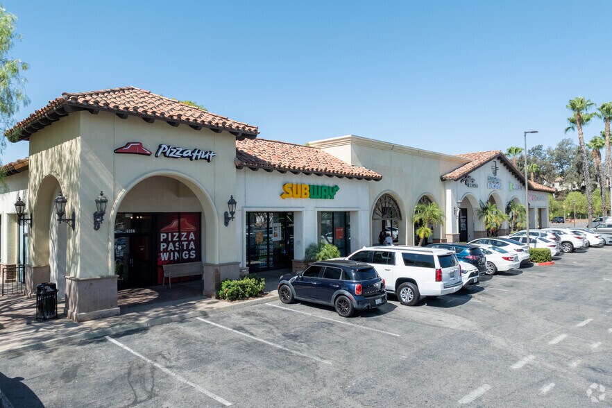 Primary Photo Of 29607 The Old Rd, Castaic Unknown For Lease