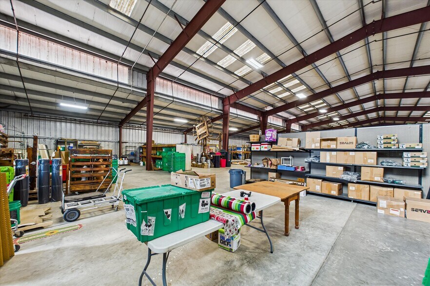 More Photos Of 1593 Market St, Ferndale General Retail For Sale