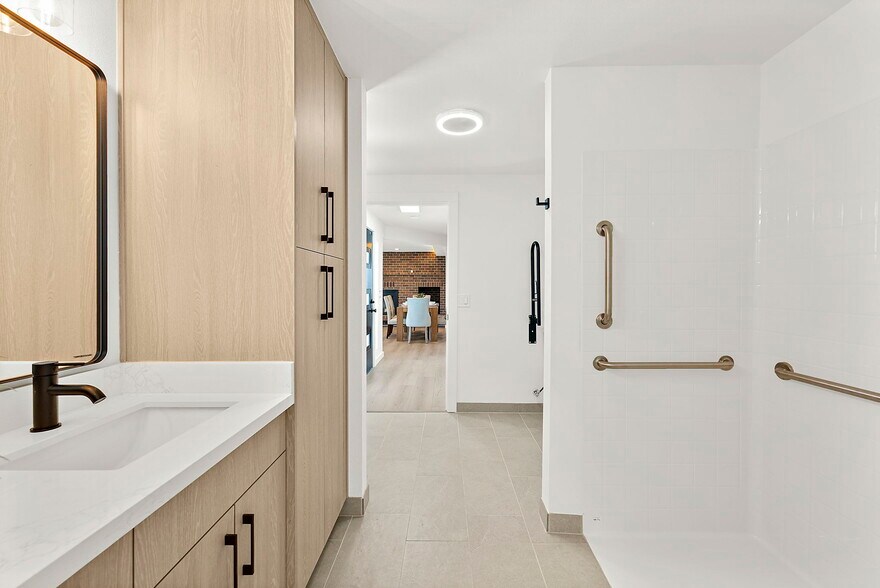 More Photos Of 1415 2nd St SE, Puyallup Assisted Living For Sale