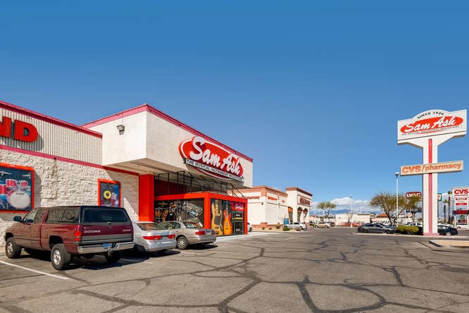 More Photos Of 2797 S Maryland Pky, Las Vegas General Retail For Lease