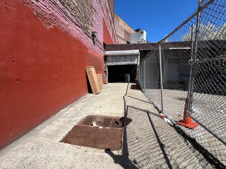 More Photos Of 300 Main St, Paterson Storefront For Sale