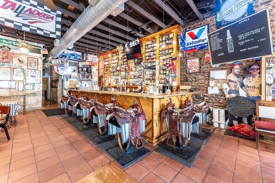 More Photos Of 316 W Dickson St, Fayetteville Restaurant For Sale