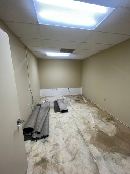 More Photos Of 7491 Ulmerton Rd, Largo Medical For Lease