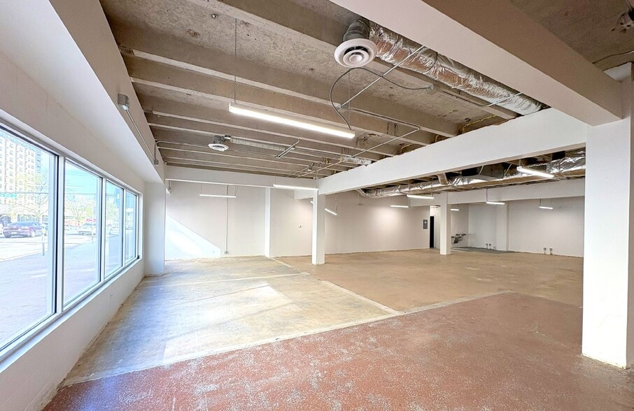 More Photos Of 960 Lincoln St, Denver Unknown For Lease