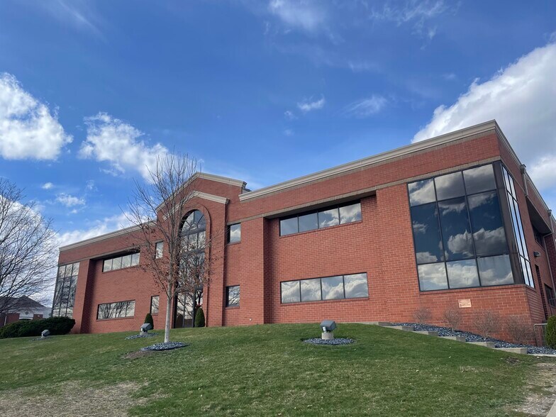 Primary Photo Of 4105 Holiday St NW, Canton Medical For Lease