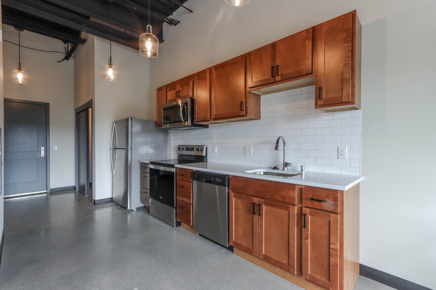 More Photos Of 610 Junction Rd, Madison Apartments For Sale