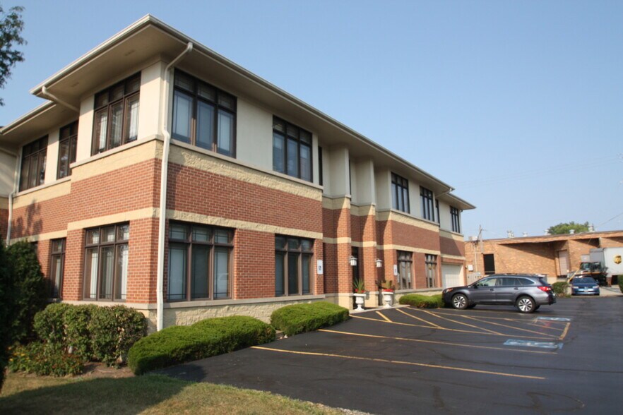 Primary Photo Of 5201 Walnut Ave, Downers Grove Office For Sale