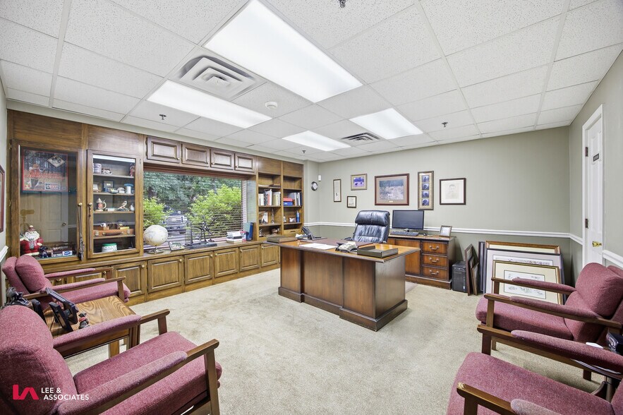 More Photos Of 101 Conyers Industrial Dr, Cartersville Warehouse For Sale