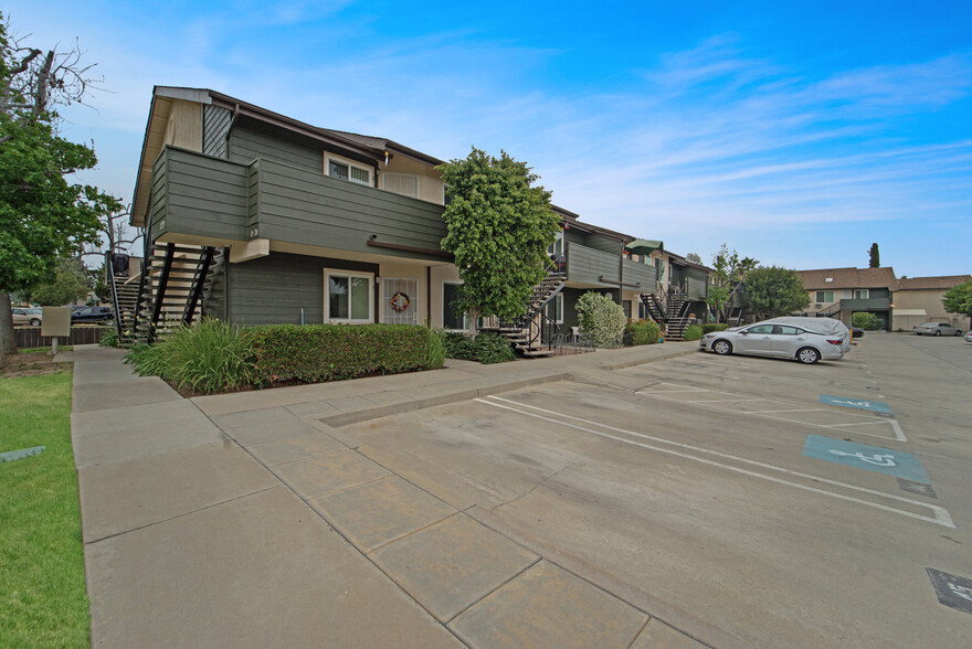 Primary Photo Of 1219 Persimmon Ave, El Cajon Apartments For Sale