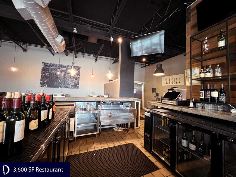 More Photos Of 921 White Plains Rd, Trumbull Storefront Retail Office For Lease