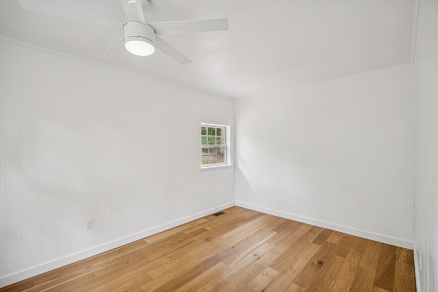 More Photos Of 4113 White Oak Dr, Hiawassee Apartments For Sale