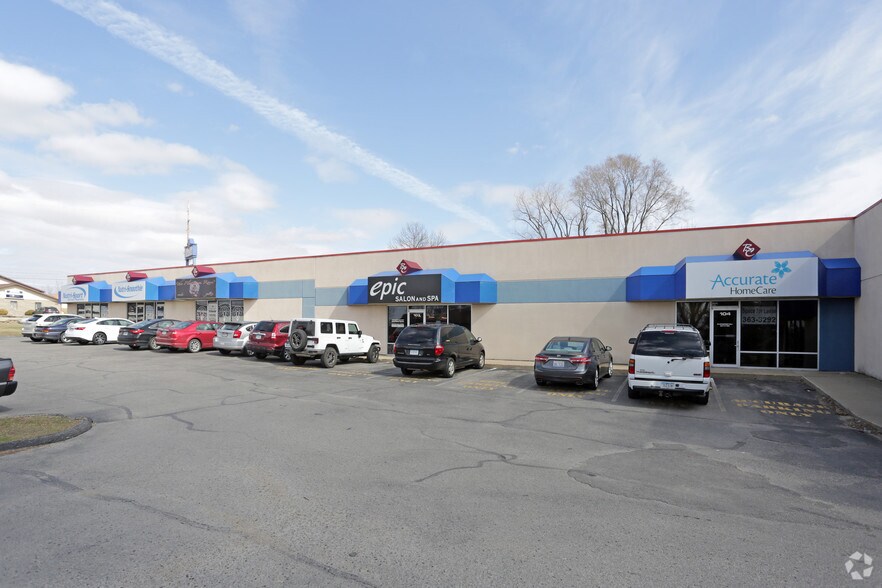 More Photos Of 1725 Blairs Ferry Rd, Marion Storefront Retail Office For Lease
