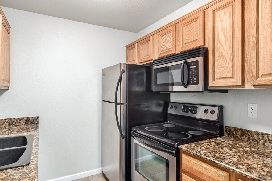 More Photos Of 70 Bell Rock Blvd, Sedona Apartments For Sale