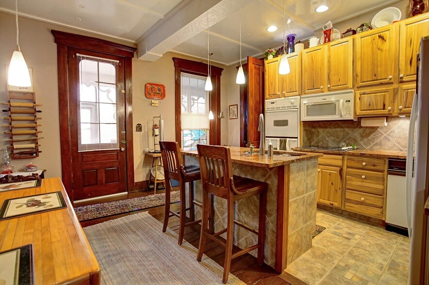 More Photos Of 80 W State St, Springboro Hospitality For Sale