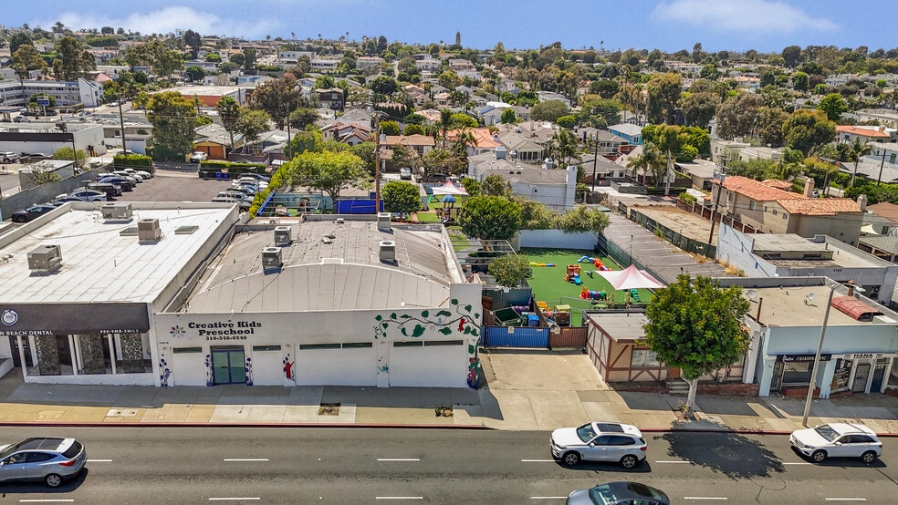 Primary Photo Of , Manhattan Beach General Retail For Sale