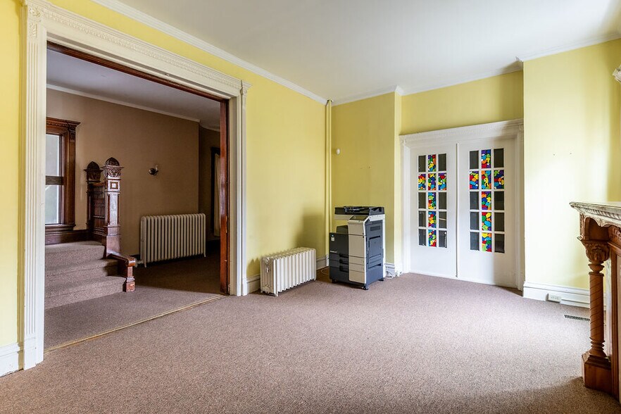 More Photos Of 1092 Main St, Buffalo Office For Lease