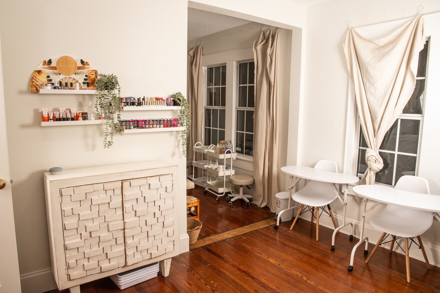 More Photos Of 23 E 8th St, Panama City Office Residential For Sale