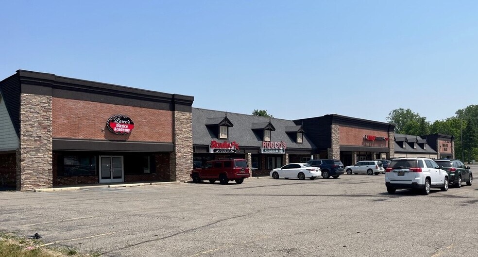 More Photos Of 4501 E Hill Rd, Grand Blanc Storefront Retail Office For Lease