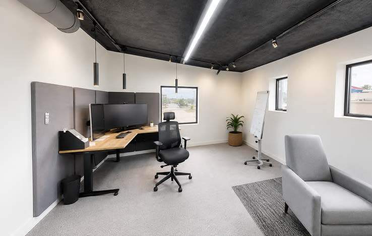 More Photos Of 1004 NW 11th St, Bentonville Office For Lease